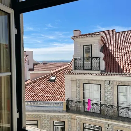 Alfama *