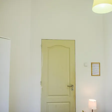 Alfama *